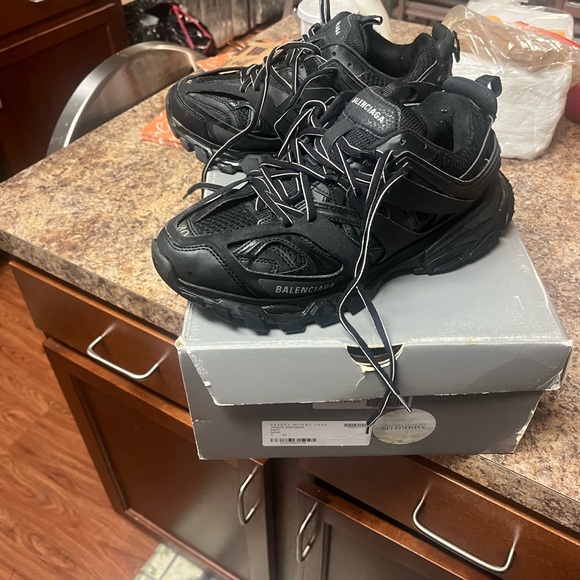 Balenciaga tracks - Picture 2 of 8